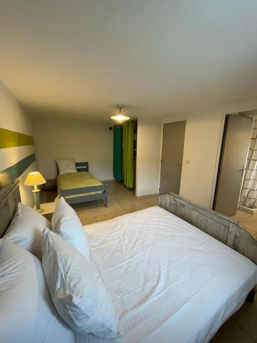 Appartement Paisible Pres Des Pistes De Ski 4 Pers Fontrabiouse Esterno foto